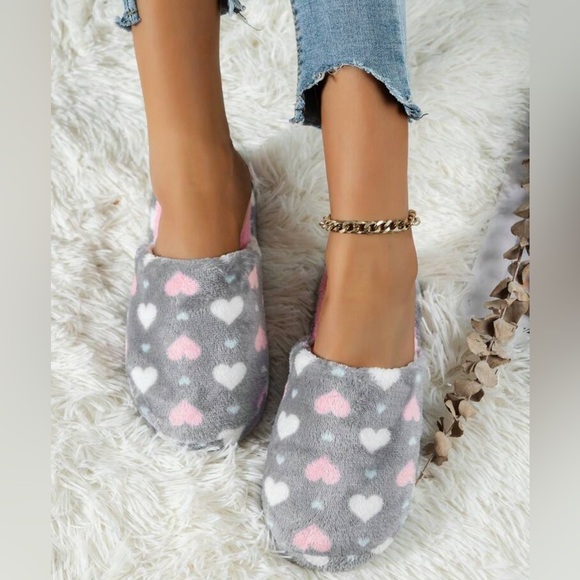 Dog Cloud Slides slippers puppy house shoes plush fur women’s teen’s 7 7.5 white - Picture 9 of 9